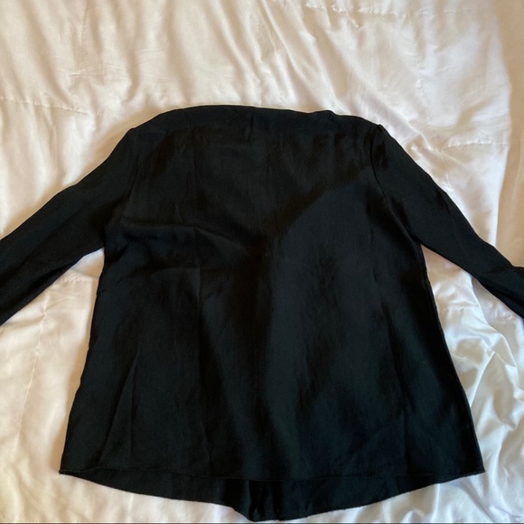 Wilfred Black V Neck Pin-tuck Button Down Blouse - Picture 3 of 13